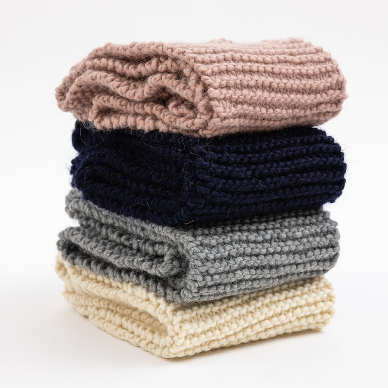Chunky Knit Scarf - Knitting Kit  Knit Design Studio - Super chunky yarns.  Chunky knitted blankets. Chunky knitwear. Knitting Kits.